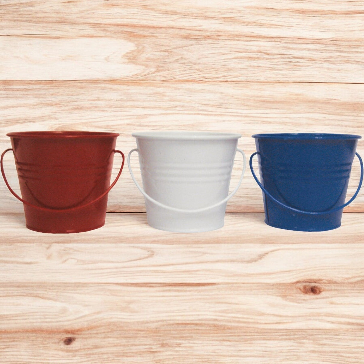 شمعة دلو علم سيترونيلا من تيكي 4 أوقية 3 قطع