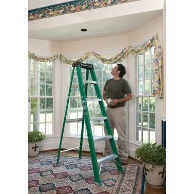 سلم خطوات من الألياف الزجاجية من لويزفيل، 6 بوصات، أخضر