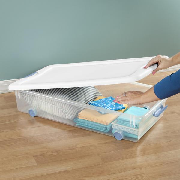 صندوق بلاستيكي مزود بعجلات واغلاق من ستيرلايت، سعة 14 جالون، شفاف