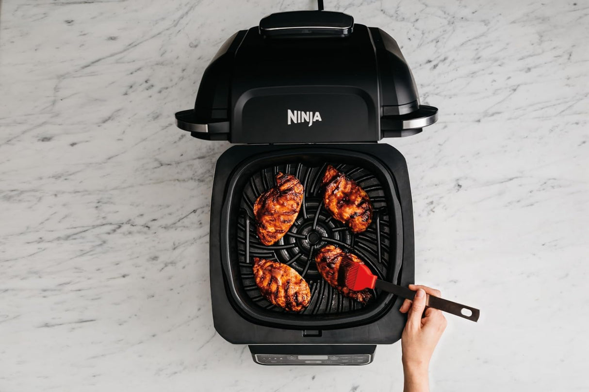 شواية كهربائية نينجا فودي 5 في 1 للاستخدام الداخلي مع قلاية هوائية 4 كوارت، 1760 واط، فضي - AG301-6