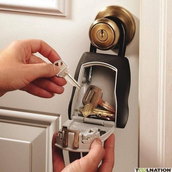 Master Lock Portable Key Safe 4 Digit Combination, Silver/Black