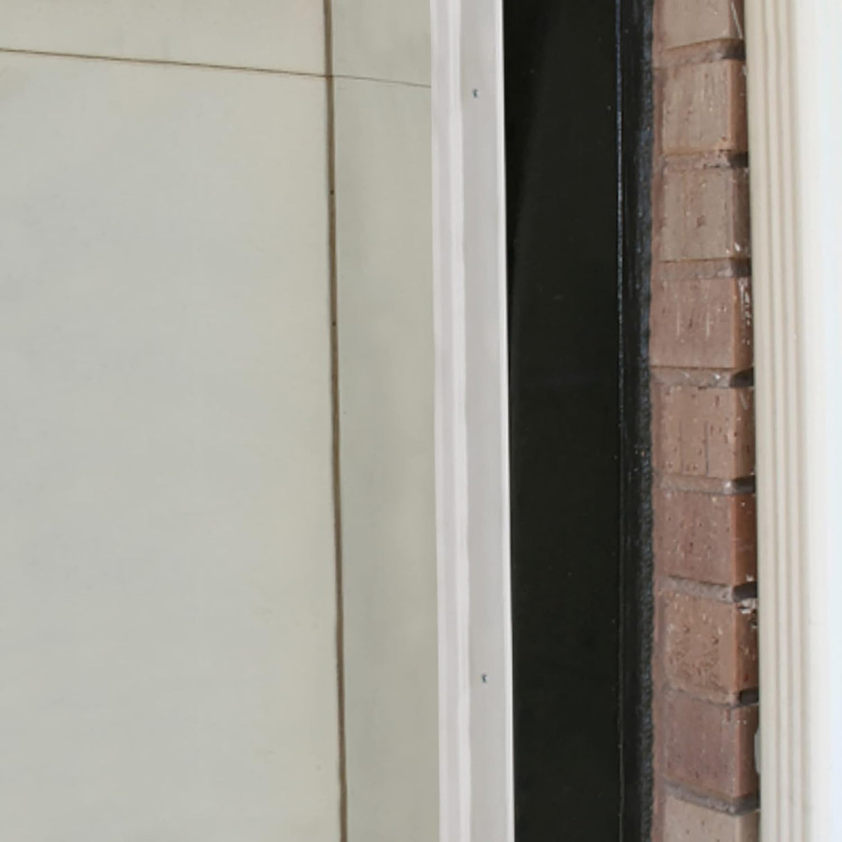 سدادة فينيل فروست كينج لأبواب المرآب، أبيض، 7 أقدام طول × 3 بوصات