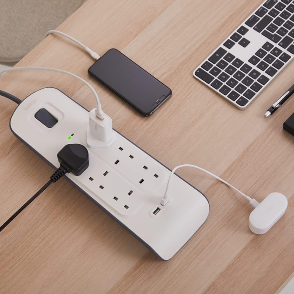 بيلكن مشترك كهرباء واقي من اندفاع التيار بمنفذي شحن و6 منافذ تيار متردد، 2 متر، 12 وات - ابيض-3