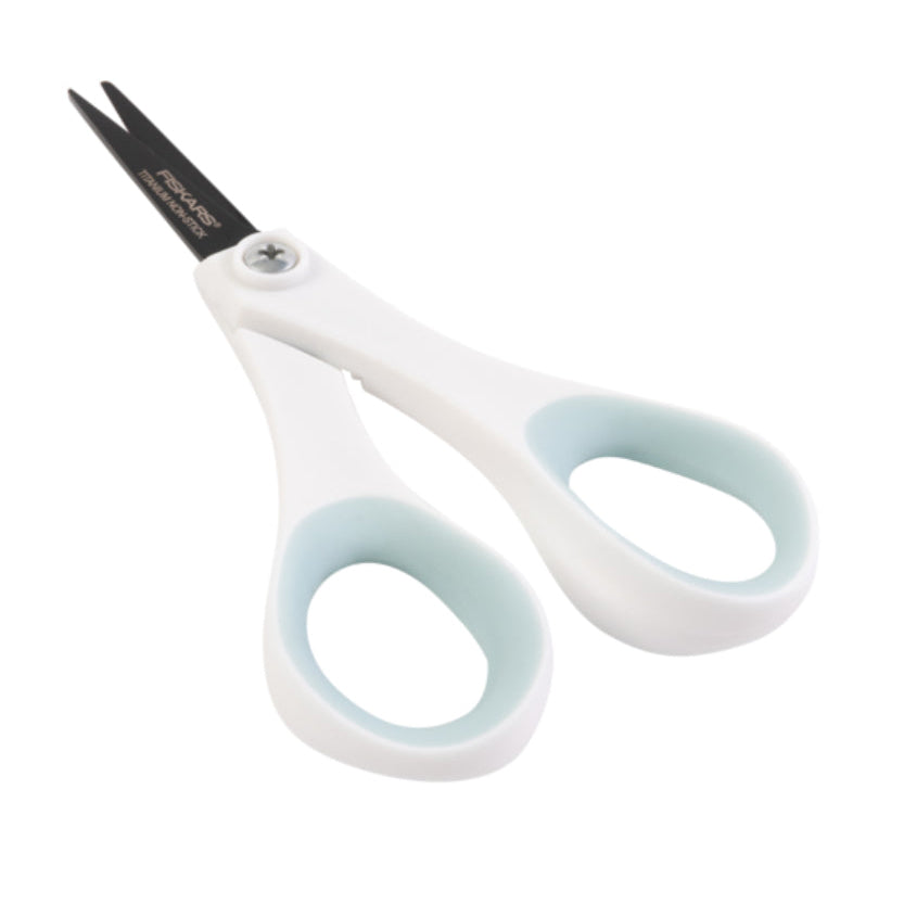 FISKARS NON-STICK TITANIUM SOFTGRIP FASHION DETAIL SCISSORS (5")