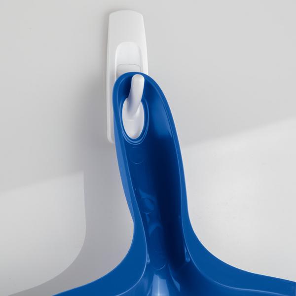 مجرفة بلاستيكيةبمقبض على شكل حرف U من ستيرلايت، أزرق