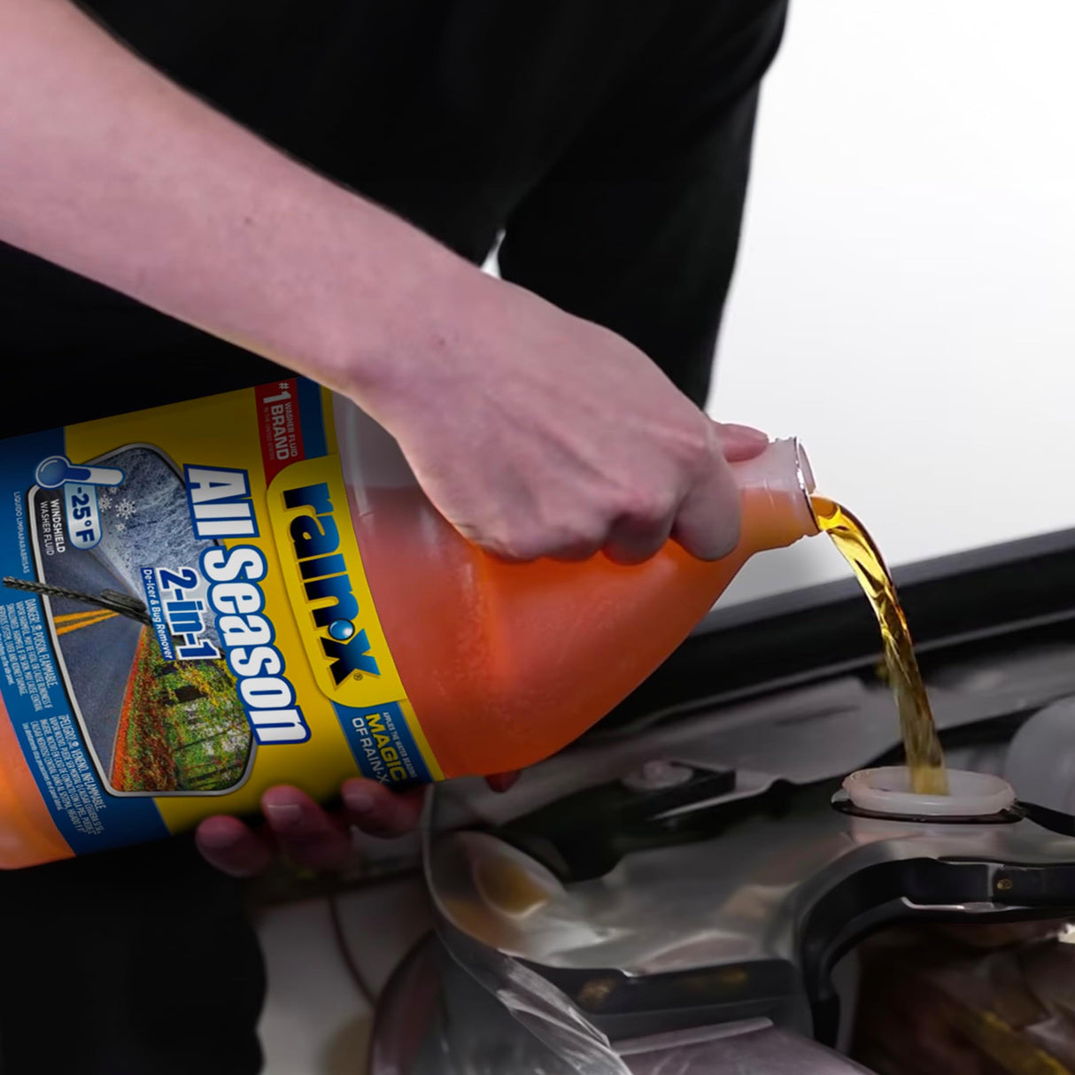 سائل غسيل الزجاج الأمامي 2 في 1 لجميع المواسم من راين-اكس - 3.78 لتر