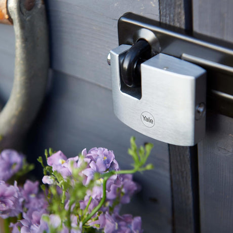 Yale Armoured Padlock 80 mm Silver