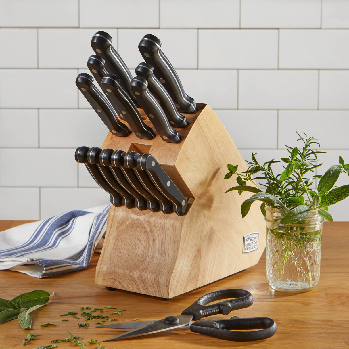 Chicago Cutlery Essentials 15 Pc Knife Block Set