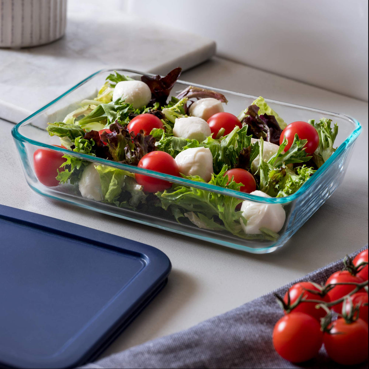 Pyrex Glass Baking Dish with Lid, 6 Cup Capacity, Clear