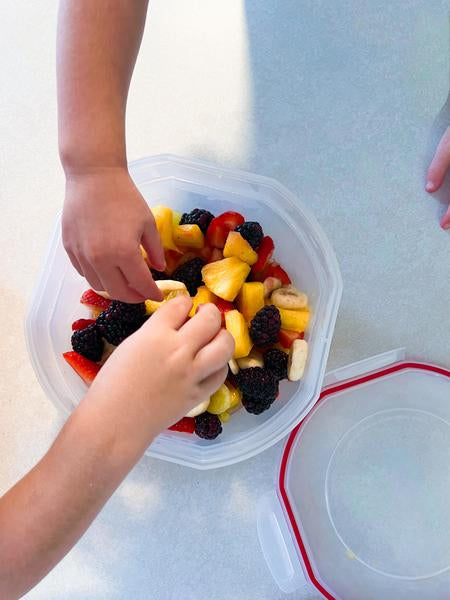 وعاء بلاستيكي من ستيرلايت، سعة 1.175 جالون، شفاف