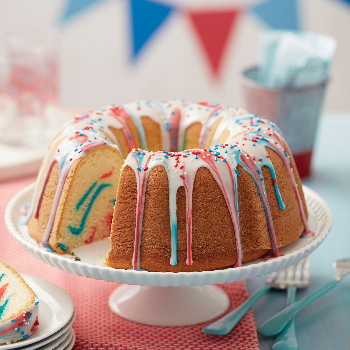 Wilton Recipe Right Non-Stick Fluted Tube Cake Pan, 9.75 x 3.37-Inch