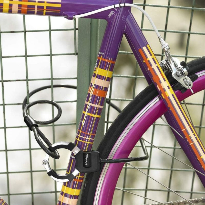 كابل بقفل من الفولاذ من ماستر لوك، 1 متر، أسود