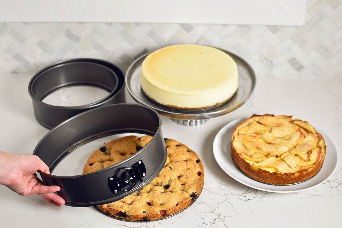 قالب سبرينغ فورم غير لاصق من ويلتون ريسيبي رايت، 9 بوصة، فضي